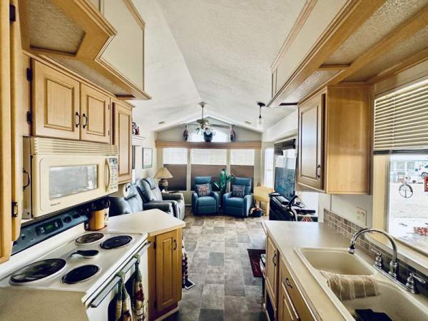 2000 Cavco Manufactured Home