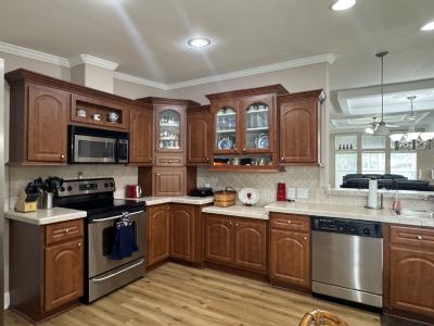 Photo 3 of 22 of home located at 3936 Dockers Drive Ruskin, FL 33570