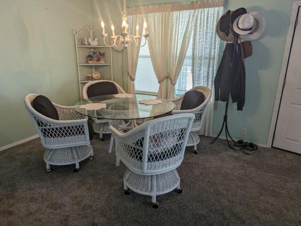 1999 Homes of Merit 12341999 Mobile Home