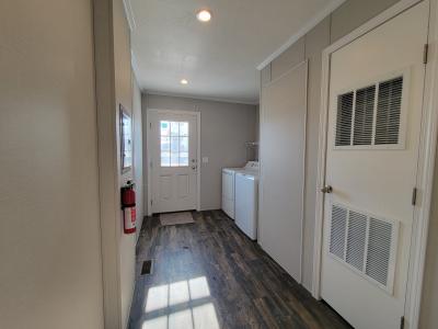 Mobile Home at 230 Kelly Ct Highland, MI 48357