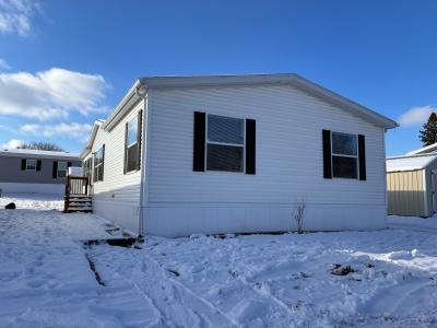Mobile Home at 2207 Maclaren Dr Highland, MI 48357
