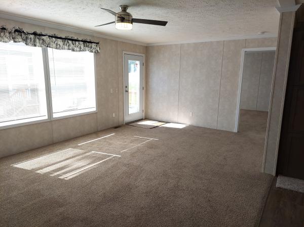 2022 Cavco 430HH28523J Mobile Home