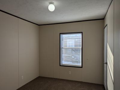 Photo 3 of 8 of home located at 183 Monroe Dr Davison, MI 48423