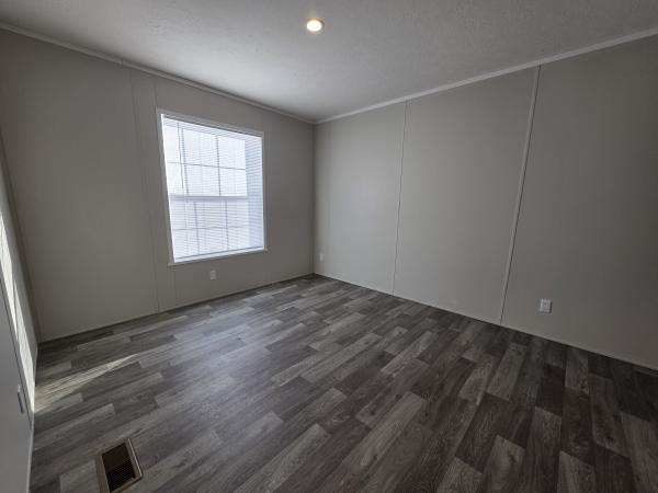 2022 Champion RFN2856907 Mobile Home