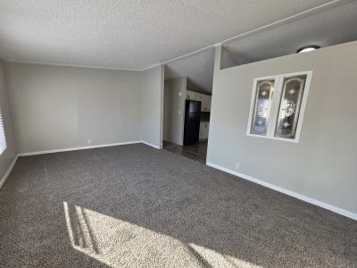 Photo 2 of 8 of home located at 259 Green Valley Road Flint, MI 48506