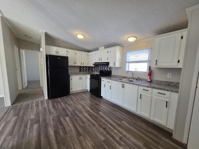 Photo 3 of 8 of home located at 259 Green Valley Road Flint, MI 48506