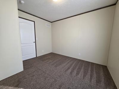 Photo 2 of 10 of home located at 64 Eucalyptus Court Flint, MI 48506