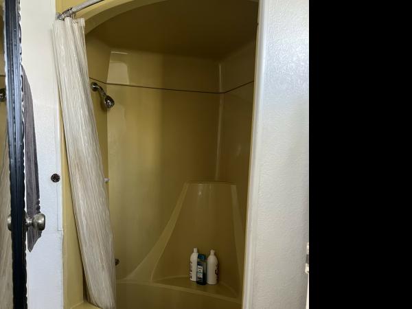 1975 HS 8763 Mobile Home