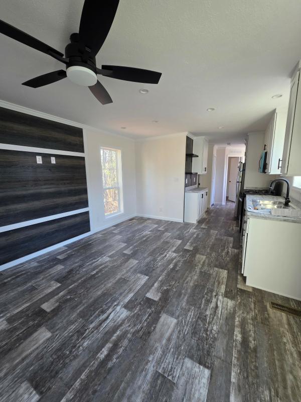 2026 Skyline Essence 587 Mobile Home