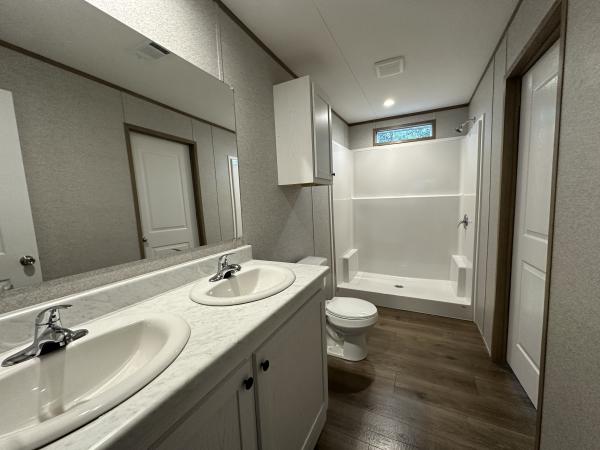 2026 Champion CHPR2852H42P01(Navasota) Mobile Home