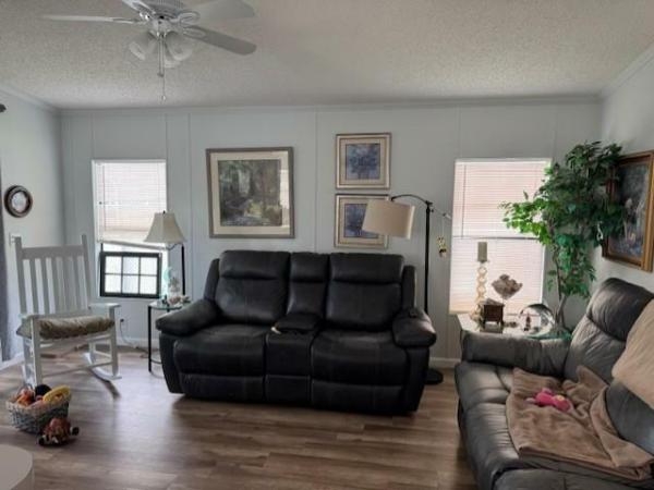 1990 PALM Harbor Manufactured Home