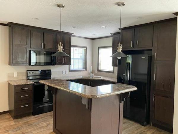 2021 Skyline - Sugarcreek FX 1882 Mobile Home