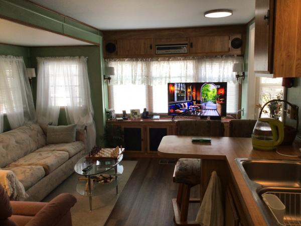 1982 Franklin 1985 Mobile Home