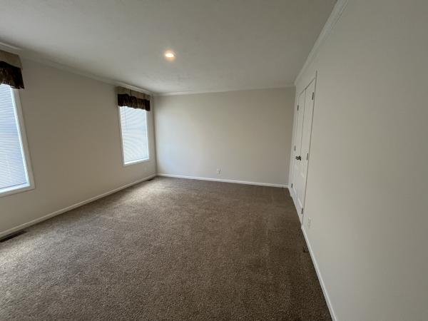 2019 CHAMPION DE-352 Mobile Home