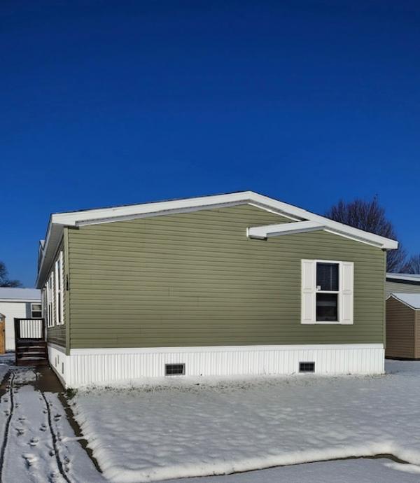 2022 Skyline PGB947P Mobile Home