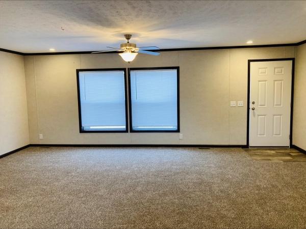 2022 Skyline PGB947P Mobile Home