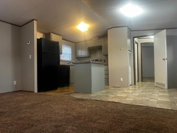 2012 Clayton Homes Inc Yes Mobile Home