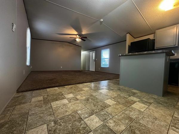 2012 Clayton Homes Inc Yes Mobile Home