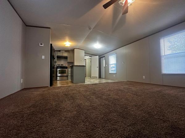 2012 Clayton Homes Inc Yes Mobile Home