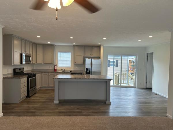 2023 Champion DD2856202 Mobile Home