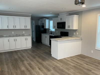 Photo 2 of 13 of home located at 969 State Route 28 #123 Milford, OH 45150