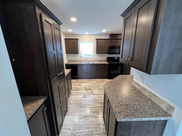 2017 REDMAN Mobile Home For Sale