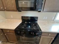 2022 Clayton 81RDH28523E Mobile Home