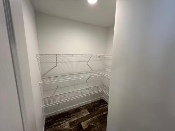 2022 Clayton 81RDH28523E Mobile Home