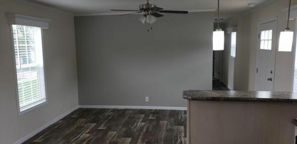 Photo 1 of 2 of home located at 3413 42nd Avenue Lot 229 Moline, IL 61265