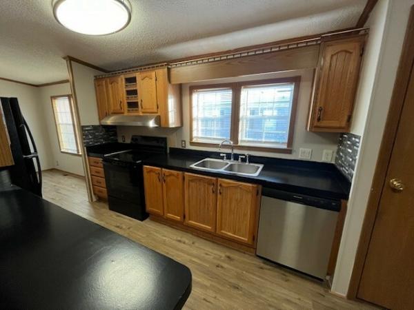 1994 Victorian . Mobile Home