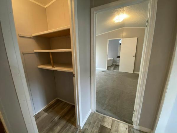 1998 Champion Redman Manufactured Home