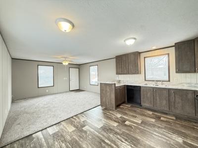 Photo 5 of 20 of home located at 10610 East St Rt 762 #34 #34B Lockbourne, OH 43137