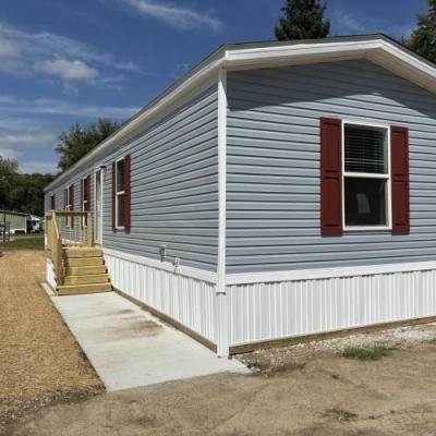 Mobile Home at 27 Crestwood Drive #0068 Middletown, IN 47356