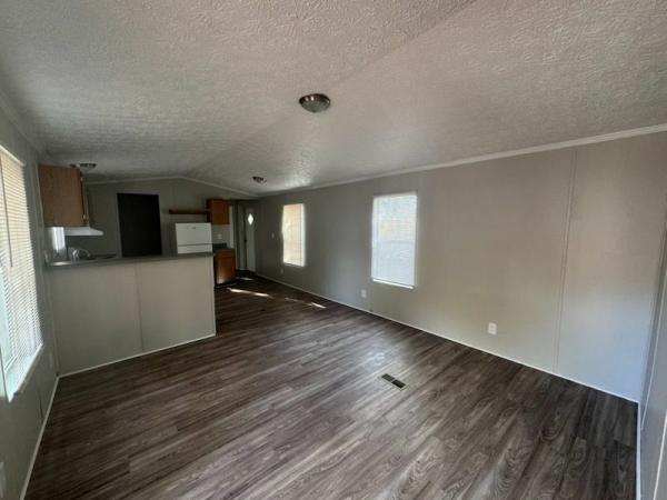 2005 Horton Homes Inc Mobile Home For Sale