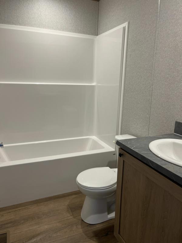 2026 Champion CHPR-1672H32P02 Mobile Home