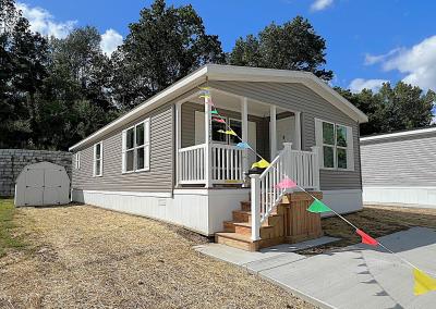 Mobile Home at 17042 Coventry Lane Lot 123 Holly, MI 48442
