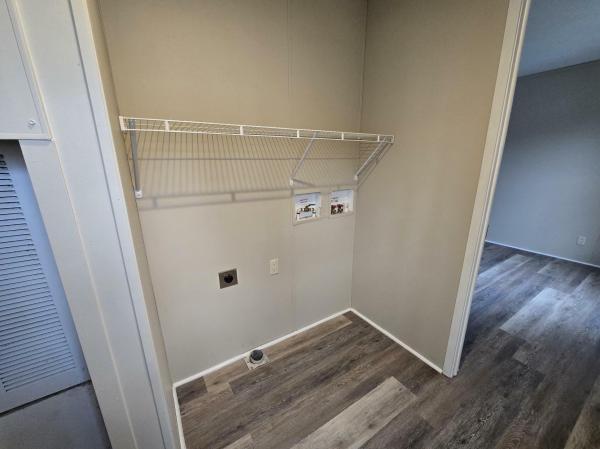 2021 RFN16649BFC1  Home