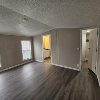 Photo 5 of 11 of home located at 5514 Kelso Fort Wayne, IN 46818