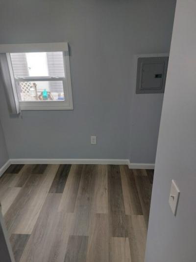 Photo 4 of 7 of home located at 87 Elmwood Avenue Gloucester City, NJ 08030