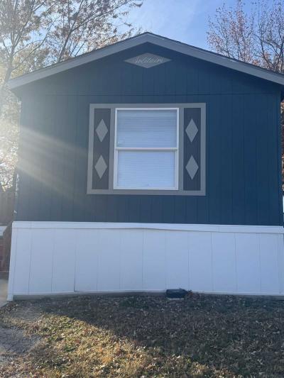 Photo 3 of 12 of home located at 8701 NE 107th Pl #2 Kansas, MO 64157