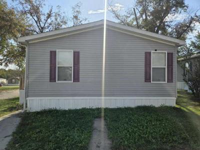 Photo 4 of 13 of home located at 8701 NE 107th Pl #126 Kansas, MO 64157