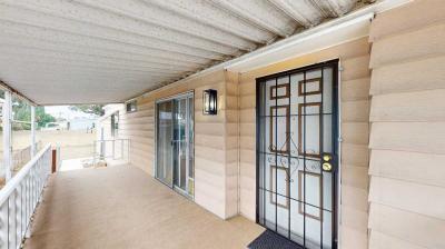 Photo 5 of 34 of home located at 3595 Santa Fe Ave, Spc 73 Long Beach, CA 90810