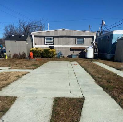 Photo 2 of 3 of home located at 1400 Crescent Blvd Gloucester City, NJ 08030