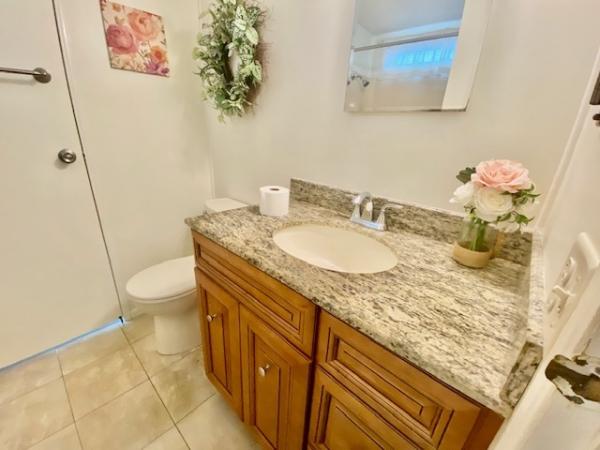 1984 Barr HS Mobile Home