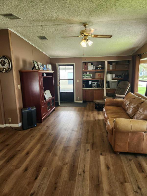 1989 merit Mobile Home