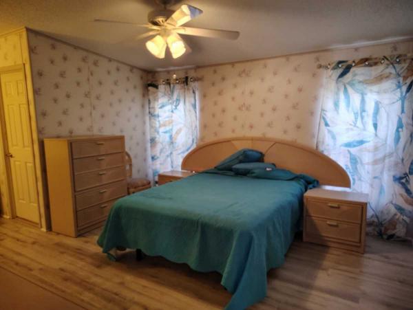 1993 MERIT Mobile Home