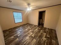 2023 Champion FL26100PHB204153A Manufactured Home