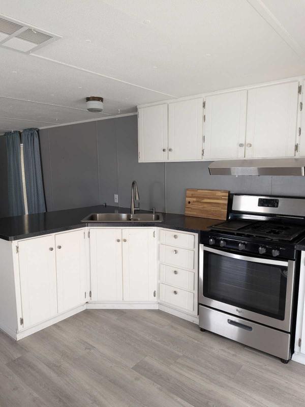 1982 Bainbridge Mobile Home