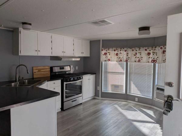 1982 Bainbridge Mobile Home