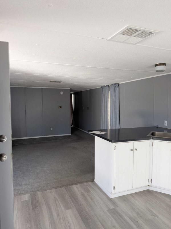 1982 Bainbridge Mobile Home